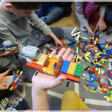 Projekt Lego w grupie IV – grawitacja